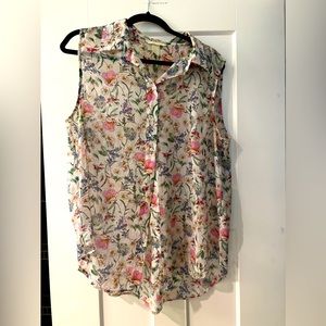 Floral sleeveless blouse